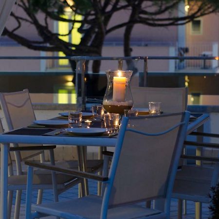 Dante 124 | Appartamenti A Riccione Eksteriør bilde